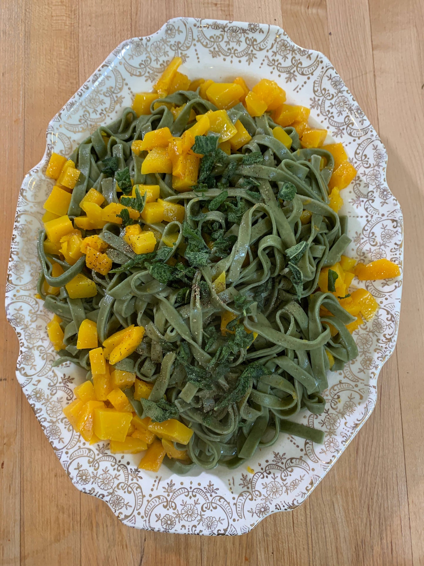 Spinach Fettuccine / Dry Pasta / Specialty Pasta