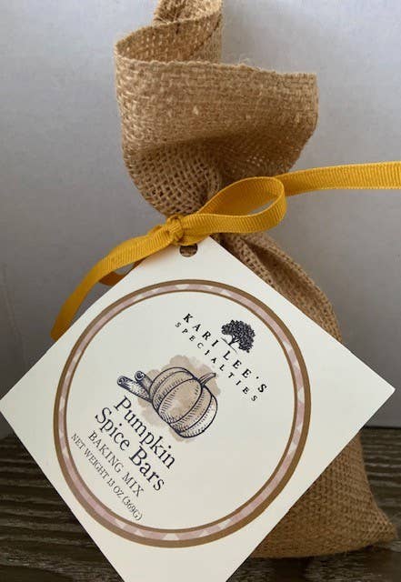 "Fall Comfort Gift Bundle | Chili, Cornbread, Hot Sauce & Pumpkin Spice Bars"